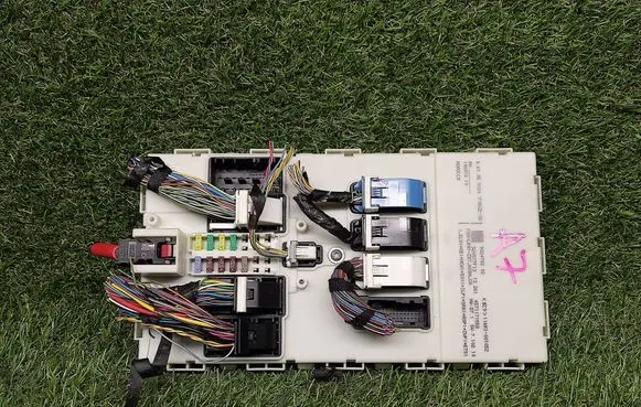 BMW 3 GT F34 BSM Control unit 9324782 6135932478201 10681810