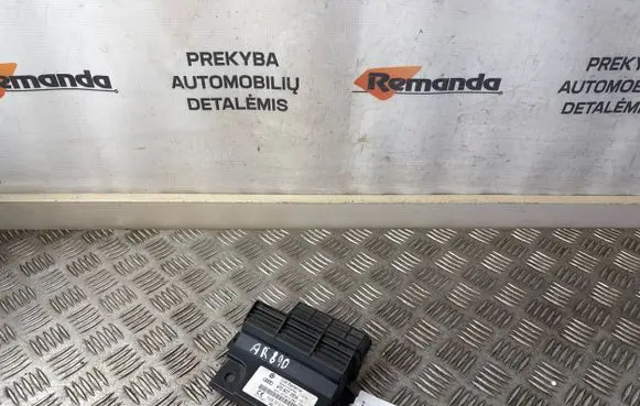 Audi A6 S6 C6 4F Power management control unit 4F0907280C