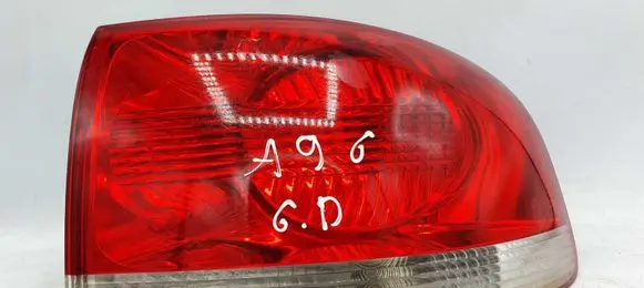 Volkswagen Touareg I Rear/tail lights 28258002