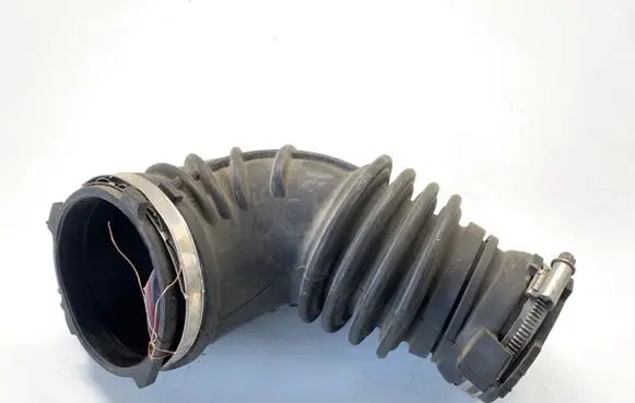 Audi A4 S4 B8 8K Air intake hose/pipe 06H129629E