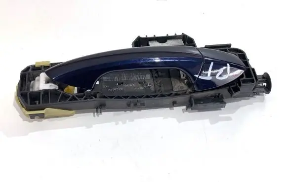 Mercedes-Benz CLS C218 X218 Rear door exterior handle A2047601634