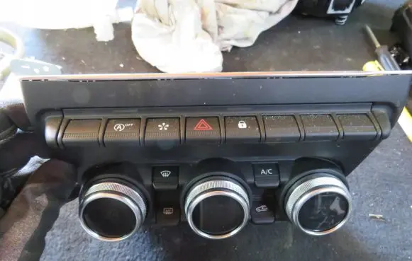Renault Captur II Climate control unit