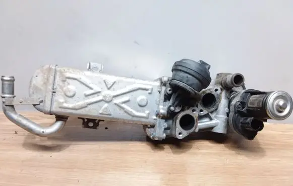Skoda Superb B6 (3T) EGR valve 0280751016 03L131512CF