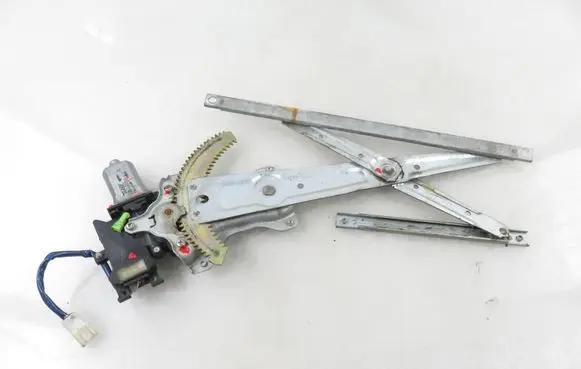 Mitsubishi Pajero Pinin Front door window regulator with motor 0620200402 MR371761