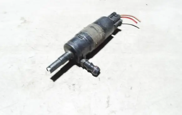 Audi A6 S6 C6 4F Windscreen/windshield washer pump 3B7955681
