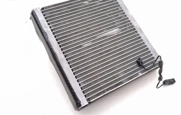 KIA Niro Air conditioning (A/C) radiator (interior) 
