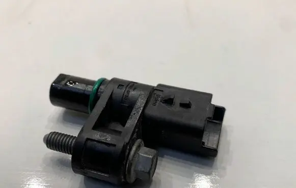 Opel Corsa F Camshaft position sensor 9688725080