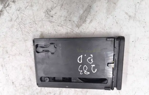 Audi A4 S4 B6 8E 8H Cup holder 8E1862534L