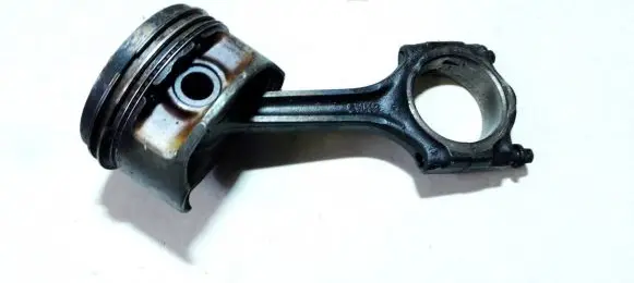 Ford Mondeo MK II Piston with connecting rod 8mks