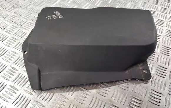 Jaguar XF X250 Fuse box cover 8X23F01590A C8C9A