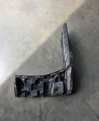 BMW X5 G05 Rear bumper mounting bracket 8069246 7487525