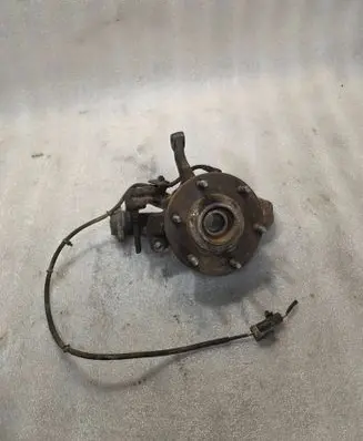 Mitsubishi Pajero Front wheel hub
