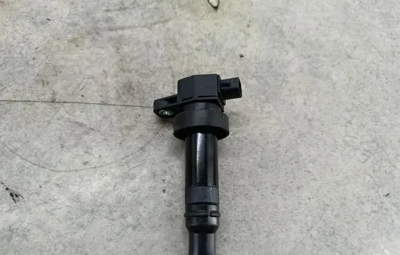 KIA Pro Cee'd I High voltage ignition coil 273012B010