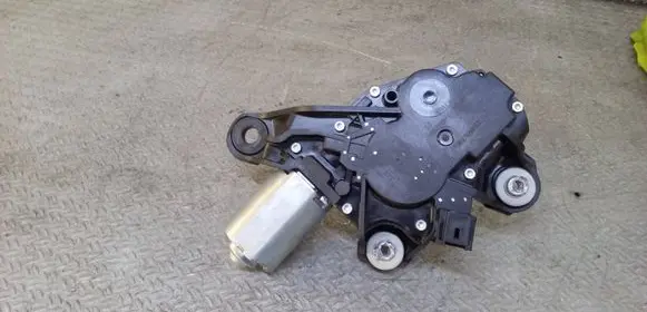 Renault Laguna III Rear window wiper motor 0390201832 287100006R