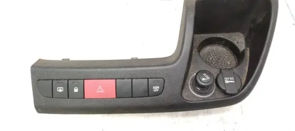Citroen Jumper Hazard light switch 7355861650 H182230280932 1308183070