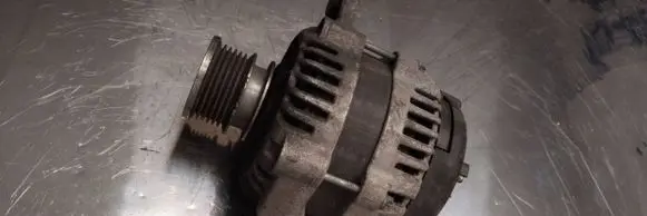 Opel Insignia A Generator/alternator 13502583