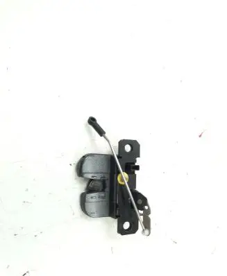 Loading door lock