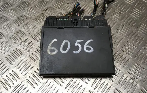 Ford Mondeo Mk III Comfort/convenience module 3S7T15K600TC 97RA000001