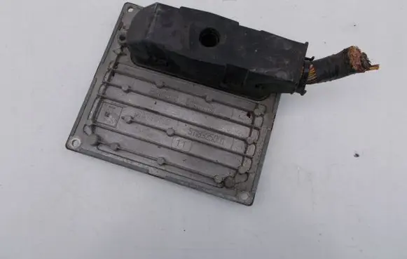 Ford Fiesta Engine control unit/module 3S6112A650BB