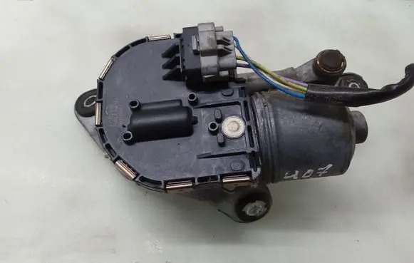 Peugeot 407 Front wiper linkage and motor 9661812180