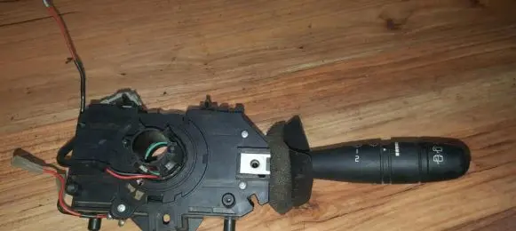 Renault Laguna I Wiper control stalk 7700424205