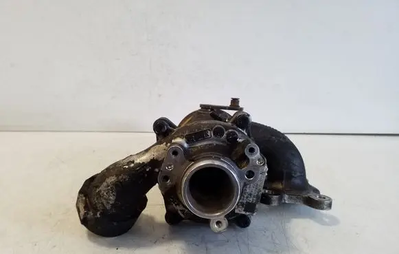 Skoda Octavia Mk3 (5E) Turbo 04C145703H 16331019082 6371015069