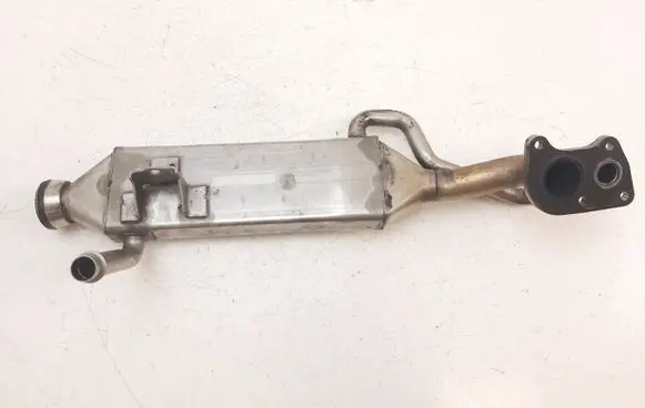 Mercedes-Benz R W251 EGR valve cooler 0923622201