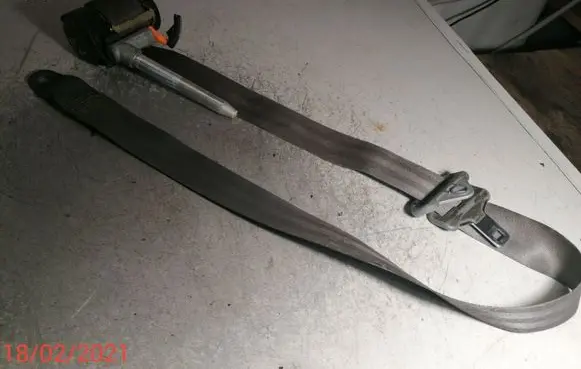 Peugeot 806 Front seatbelt E2044003