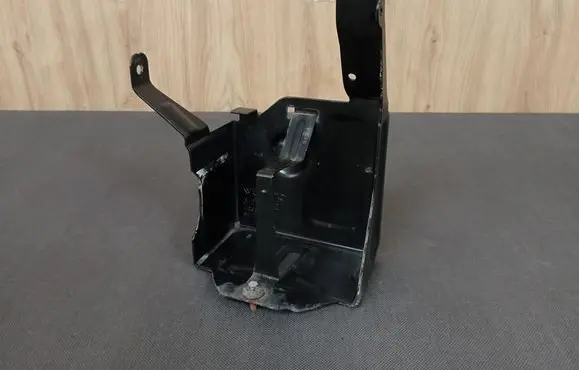 Volvo V40 Cross country Battery box tray 31290752