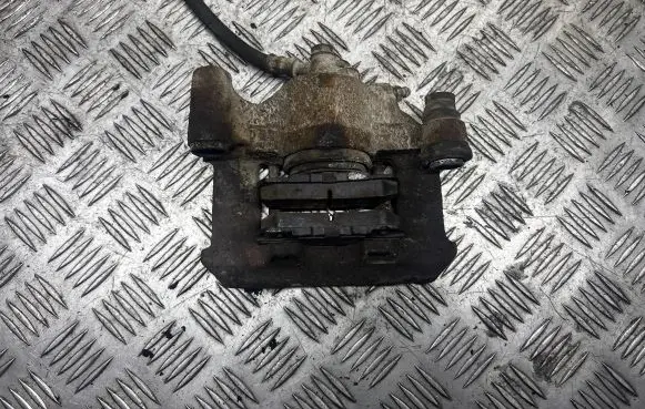 Lexus IS 220D-250-350 Rear brake caliper