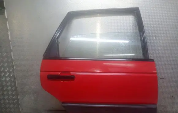 Volkswagen PASSAT B3 Rear door