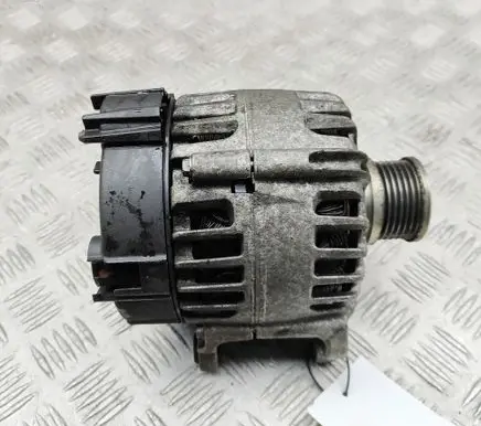 Audi A5 Generator/alternator 04L903024