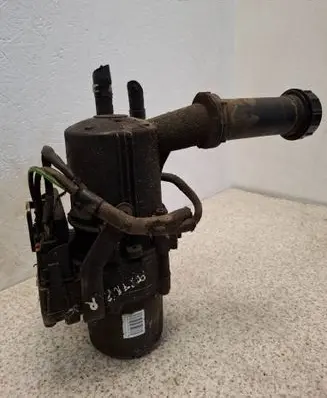 Peugeot Partner Power steering pump A5102882 024628E4