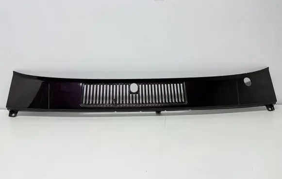 Volvo V40 Wiper trim 