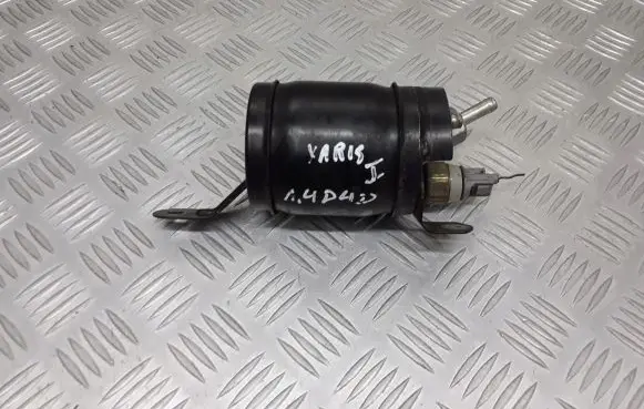 Toyota Yaris Fuel filter bracket/mount holder 