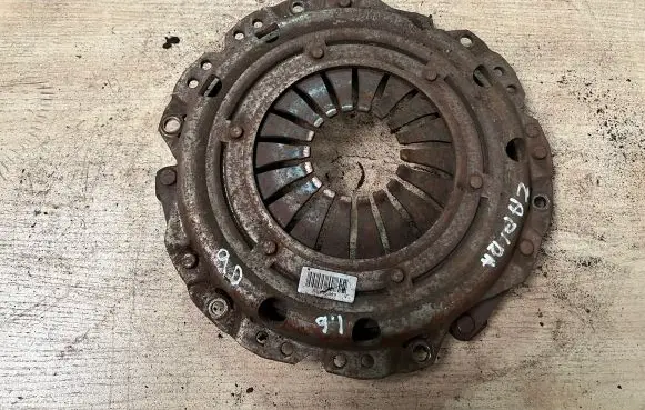 Opel Zafira B Pressure plate 