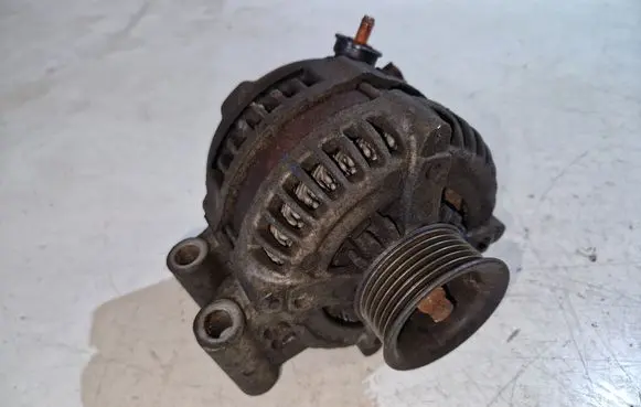 Land Rover Range Rover Sport L320 Generator/alternator YLE500430