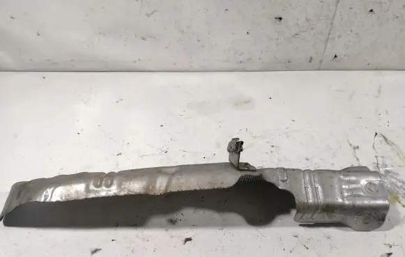BMW X5 F15 Heat shield in engine bay 8511809