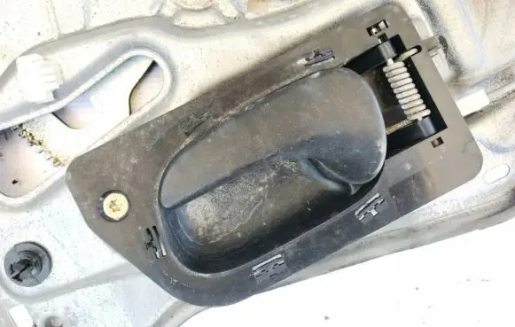Renault Laguna I Rear door interior handle