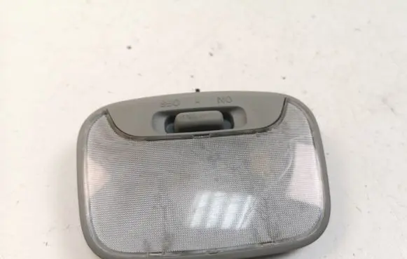 Mitsubishi Outlander Rear seat light MR190205