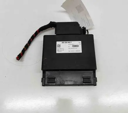 Audi A1 Voltage converter/converter module 8K0959663F