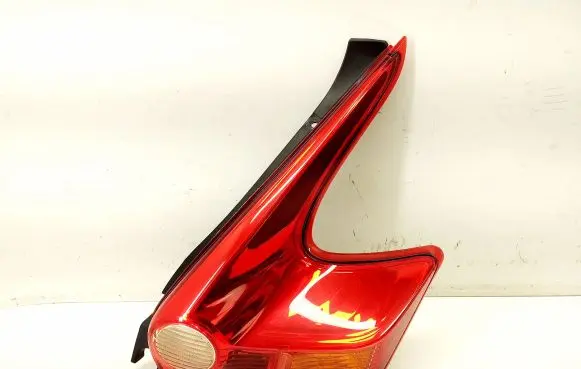 Nissan Juke I F15 Rear/tail lights