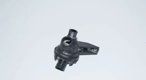 BMW i3 Thermostat 8530102