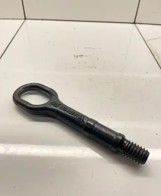 Audi TT TTS Mk2 Towing hook eye 1T0805615A