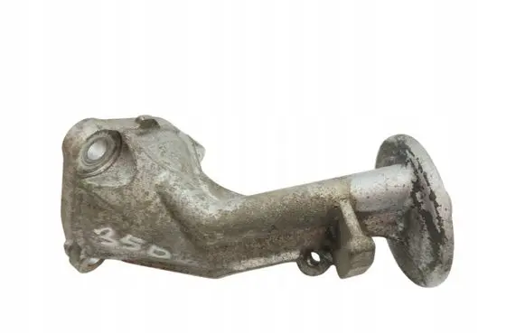 Toyota Yaris Oil filter mounting bracket 