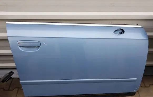 Seat Exeo (3R) Side sliding door 