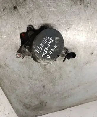 Renault Megane III Vacuum pump
