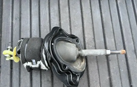 Steering wheel axle