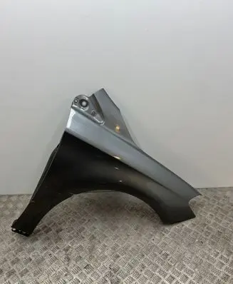 Mercedes-Benz B W246 W242 Fender