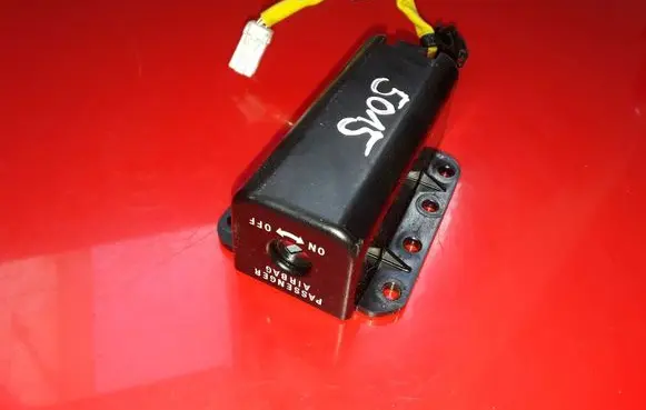 Citroen C-Crosser Passenger airbag on/off switch 8610A054